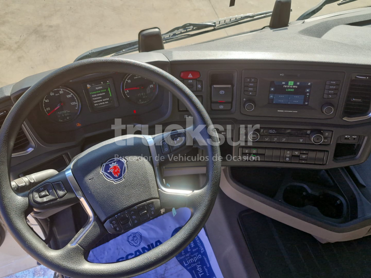 SCANIA R450 - Sattelzugmaschine: das Bild 5 SCANIA R450 - Sattelzugmaschine: das Bild 5