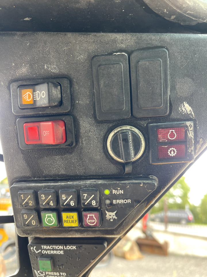 Kompaktlader BOBCAT S70: das Bild 8 Kompaktlader BOBCAT S70: das Bild 8