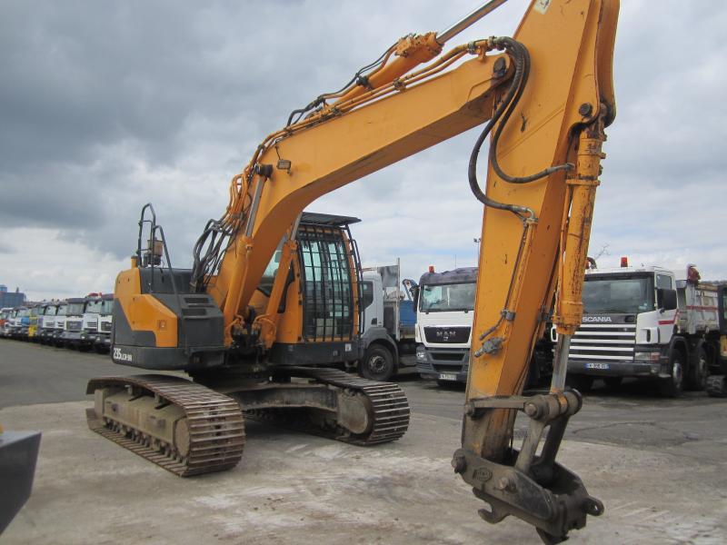 Hyundai 235 LCR 9A - Kettenbagger: das Bild 2 Hyundai 235 LCR 9A - Kettenbagger: das Bild 2