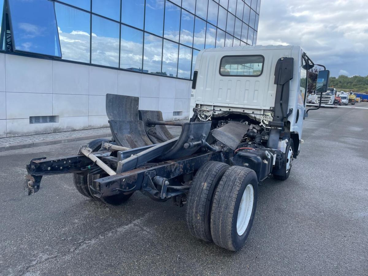 Isuzu - Fahrgestell LKW: das Bild 3 Isuzu - Fahrgestell LKW: das Bild 3