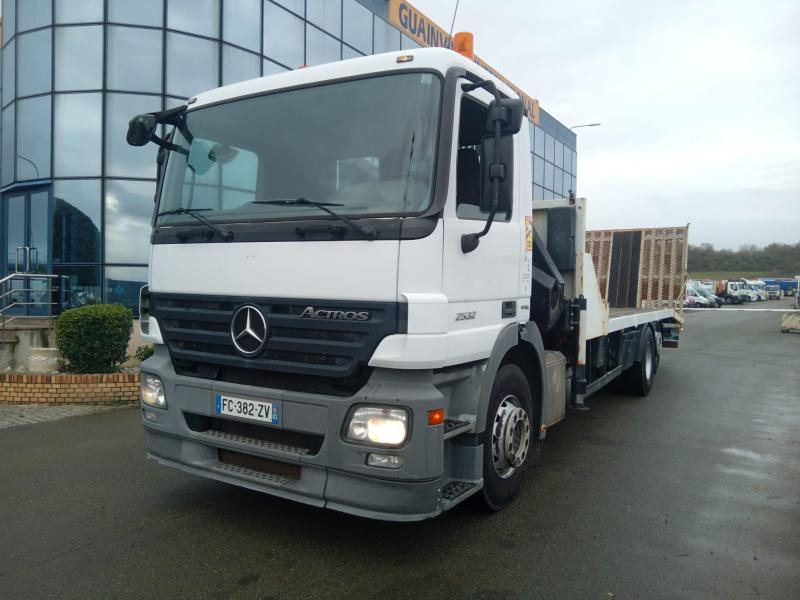 Mercedes Actros 2532 - Pritsche LKW: das Bild 1 Mercedes Actros 2532 - Pritsche LKW: das Bild 1