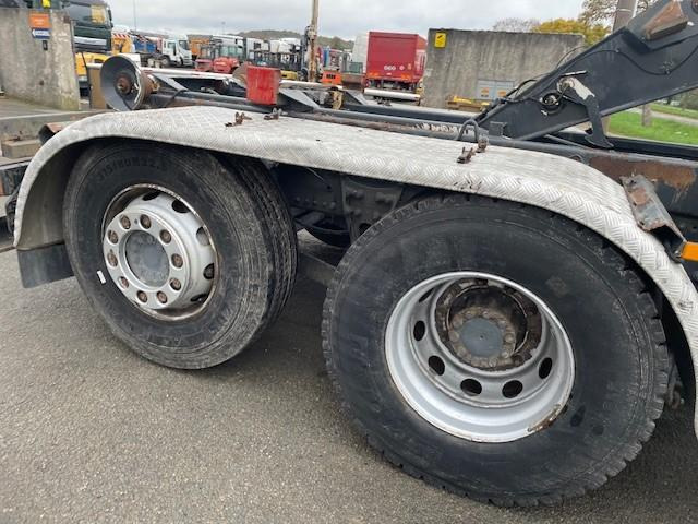 Mercedes Actros 2544 - Abrollkipper: das Bild 5 Mercedes Actros 2544 - Abrollkipper: das Bild 5
