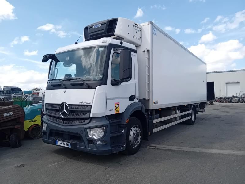 Mercedes Antos 1827 - Kühlkoffer LKW: das Bild 1 Mercedes Antos 1827 - Kühlkoffer LKW: das Bild 1