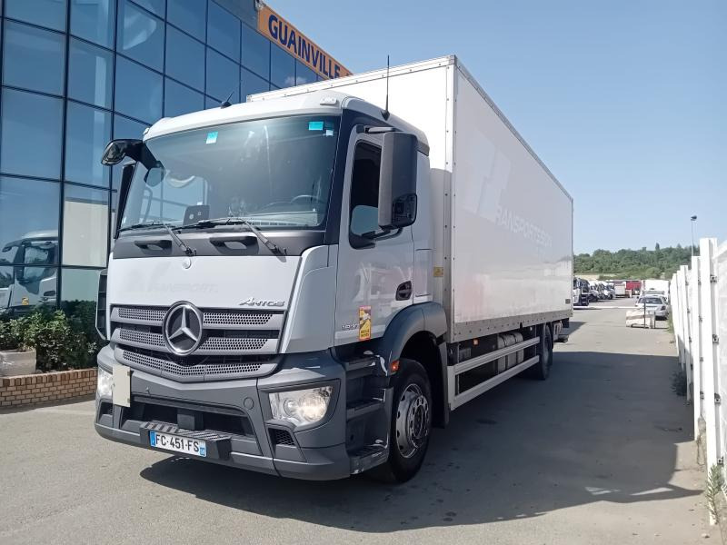Mercedes Antos 1827 - Koffer LKW: das Bild 1 Mercedes Antos 1827 - Koffer LKW: das Bild 1