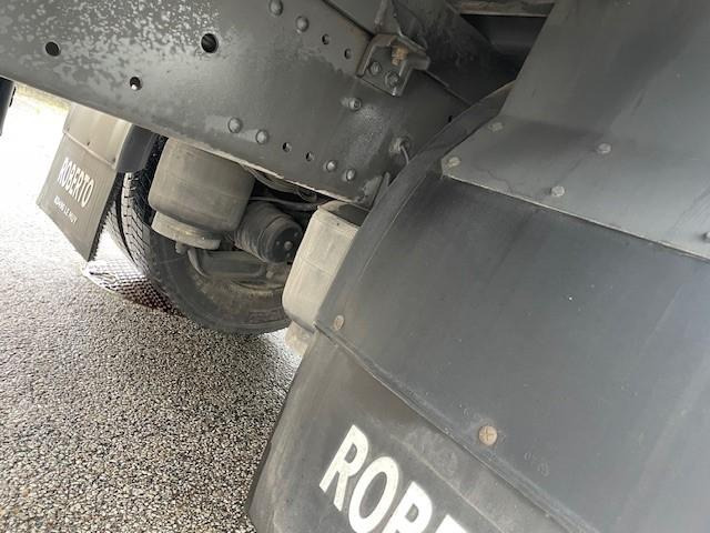 Mercedes Axor 1829 - Koffer LKW: das Bild 5 Mercedes Axor 1829 - Koffer LKW: das Bild 5
