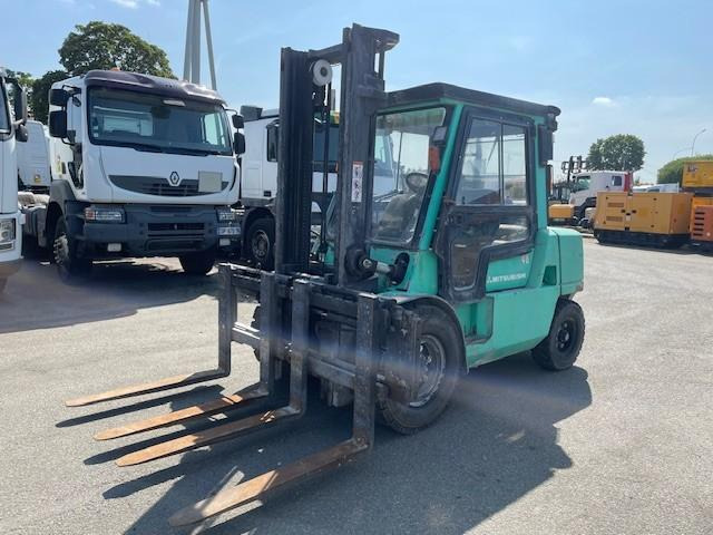 Mitsubishi FD40KL - Dieselstapler: das Bild 1 Mitsubishi FD40KL - Dieselstapler: das Bild 1