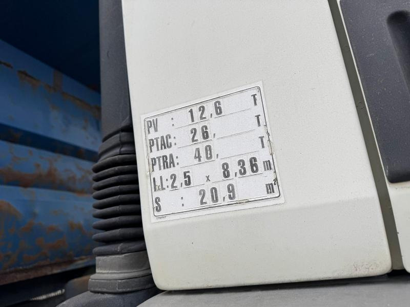 Kipper Renault Kerax 340: das Bild 6