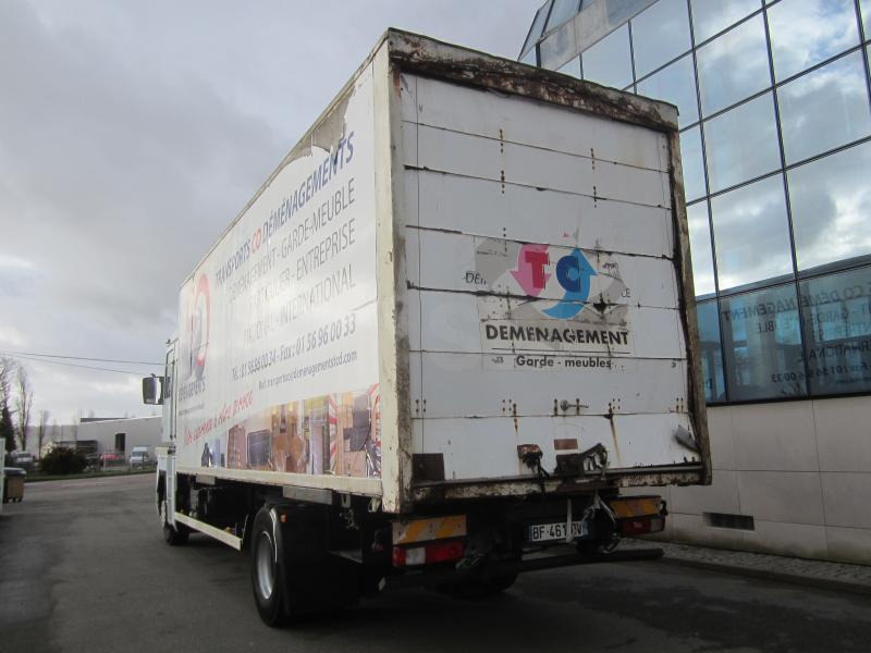 Renault Magnum 460.19 DXI - Koffer LKW: das Bild 5 Renault Magnum 460.19 DXI - Koffer LKW: das Bild 5