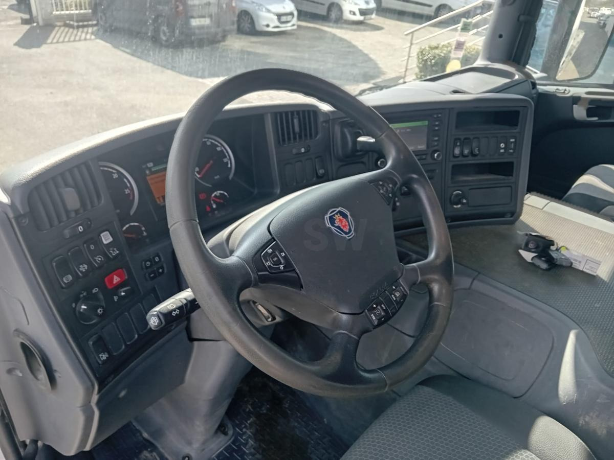 Scania P 410 - Abrollkipper: das Bild 3 Scania P 410 - Abrollkipper: das Bild 3