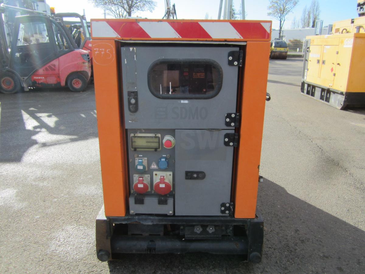 Sdmo R44 - Stromgenerator: das Bild 4 Sdmo R44 - Stromgenerator: das Bild 4