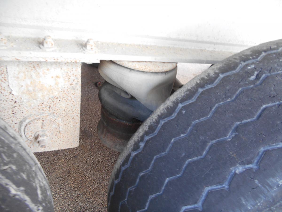 Kipper Auflieger Stas: das Bild 6 Kipper Auflieger Stas: das Bild 6