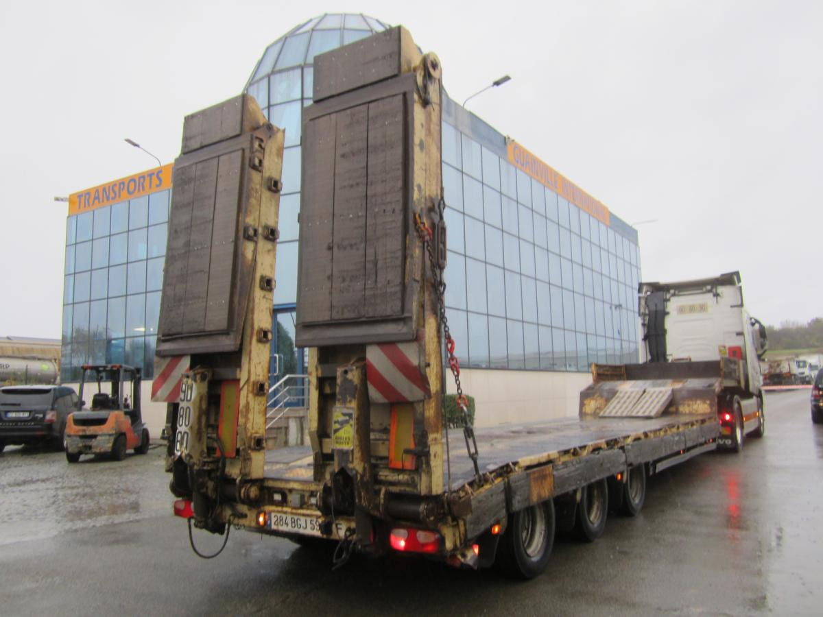 Trax - Tieflader Auflieger: das Bild 1 Trax - Tieflader Auflieger: das Bild 1