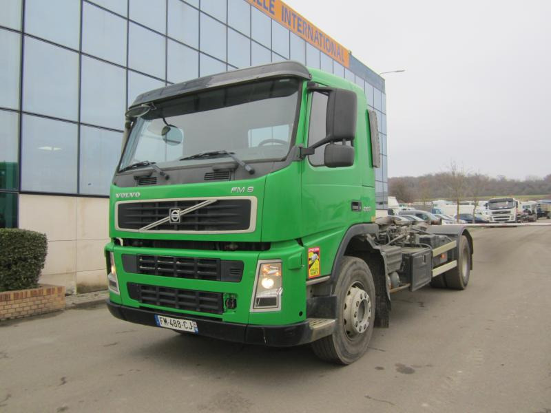 Volvo FM 260 - Abrollkipper: das Bild 1 Volvo FM 260 - Abrollkipper: das Bild 1