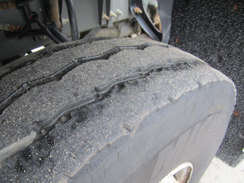 Volvo FM12 380 - Abrollkipper: das Bild 5 Volvo FM12 380 - Abrollkipper: das Bild 5