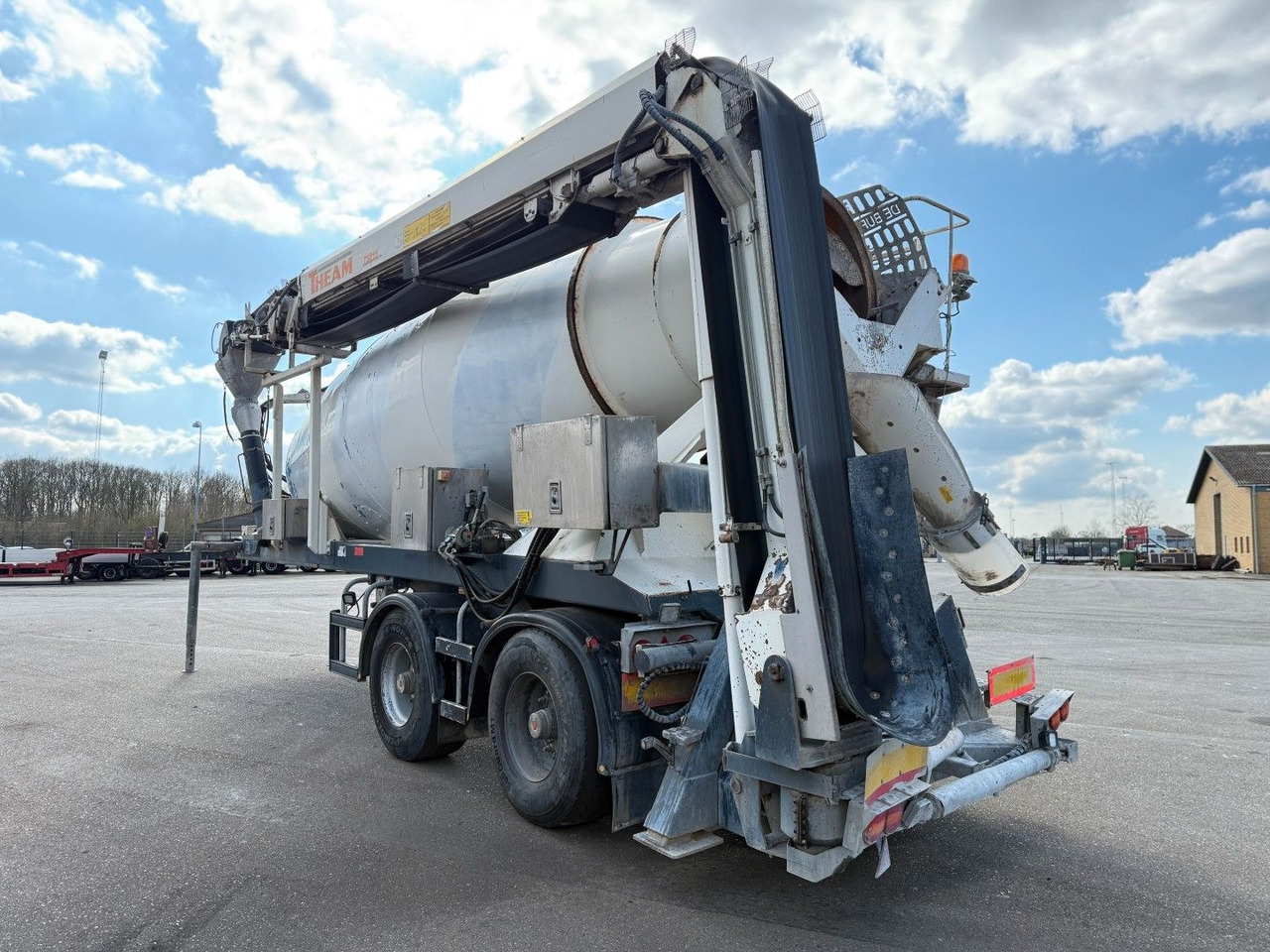 De Buf BM 12-36-2SPR w/ Belt Theam TSR15 / Beton - Betonmischer Auflieger: das Bild 5 De Buf BM 12-36-2SPR w/ Belt Theam TSR15 / Beton - Betonmischer Auflieger: das Bild 5