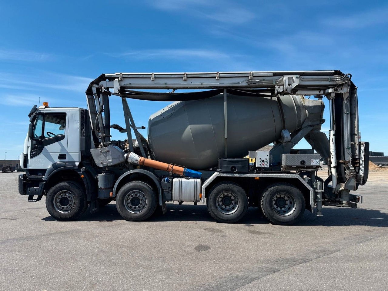Iveco X-Way 400 8x4 Imer LT8XL Belt LT1601 - Fahrmischer: das Bild 5 Iveco X-Way 400 8x4 Imer LT8XL Belt LT1601 - Fahrmischer: das Bild 5