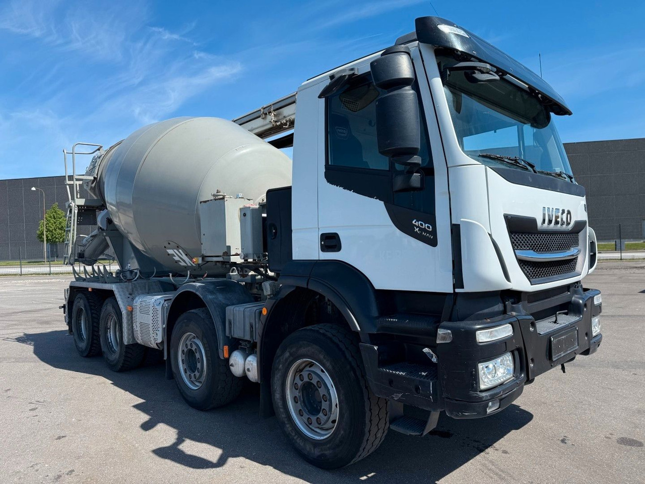 Iveco X-Way 400 8x4 Imer LT8XL Belt LT1601 - Fahrmischer: das Bild 2 Iveco X-Way 400 8x4 Imer LT8XL Belt LT1601 - Fahrmischer: das Bild 2
