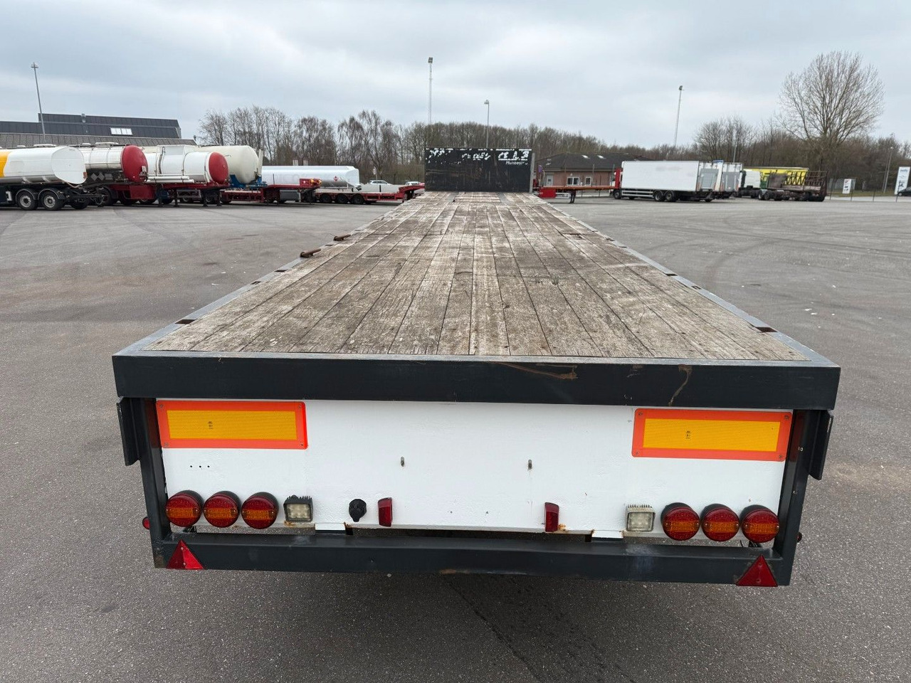 Lag 3 axle 7 m. Extendable / Last Axle Steering - Pritschenauflieger/ Plattformauflieger: das Bild 5 Lag 3 axle 7 m. Extendable / Last Axle Steering - Pritschenauflieger/ Plattformauflieger: das Bild 5