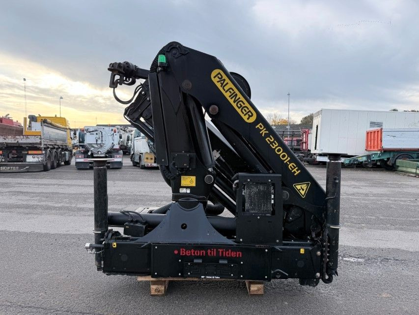 Palfinger PK 23001 EH Radio Remote / Kran / Crane - Autokran: das Bild 1 Palfinger PK 23001 EH Radio Remote / Kran / Crane - Autokran: das Bild 1