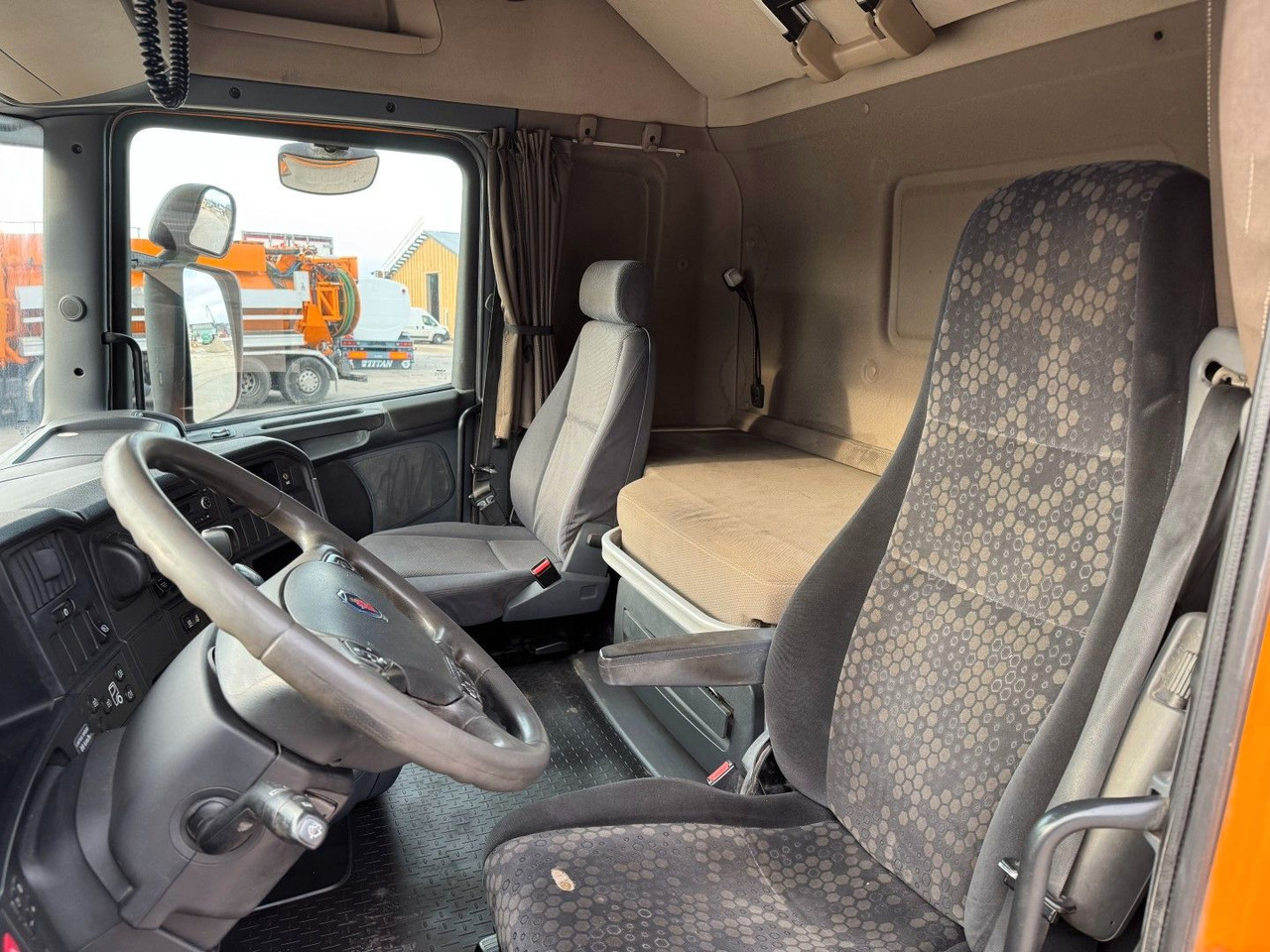 Scania R450 4x2 Euro 6 Disab Centurion LN20 Sauglader - Saug-/ Spülfahrzeug: das Bild 5 Scania R450 4x2 Euro 6 Disab Centurion LN20 Sauglader - Saug-/ Spülfahrzeug: das Bild 5