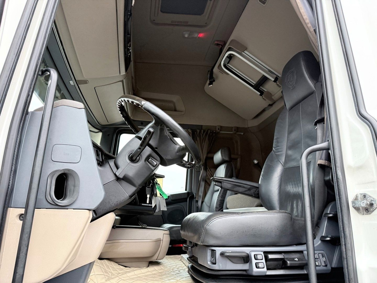 Scania R620 6x2 Topline HMK Bilcon 19.000 L ADR Tank - Tankwagen: das Bild 5 Scania R620 6x2 Topline HMK Bilcon 19.000 L ADR Tank - Tankwagen: das Bild 5