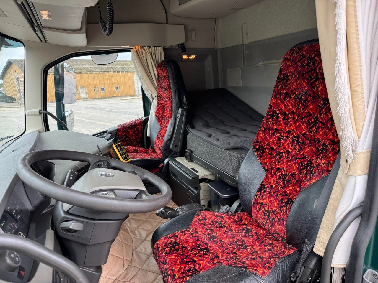 Volvo FH 500 8x2*6 Tipper Euro 6 - Kipper: das Bild 5 Volvo FH 500 8x2*6 Tipper Euro 6 - Kipper: das Bild 5