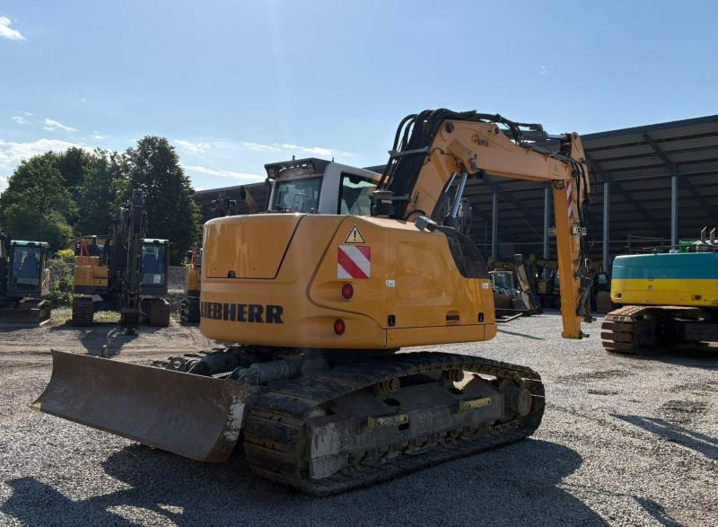 Liebherr R914 Compact Litronic - Kettenbagger: das Bild 4 Liebherr R914 Compact Litronic - Kettenbagger: das Bild 4