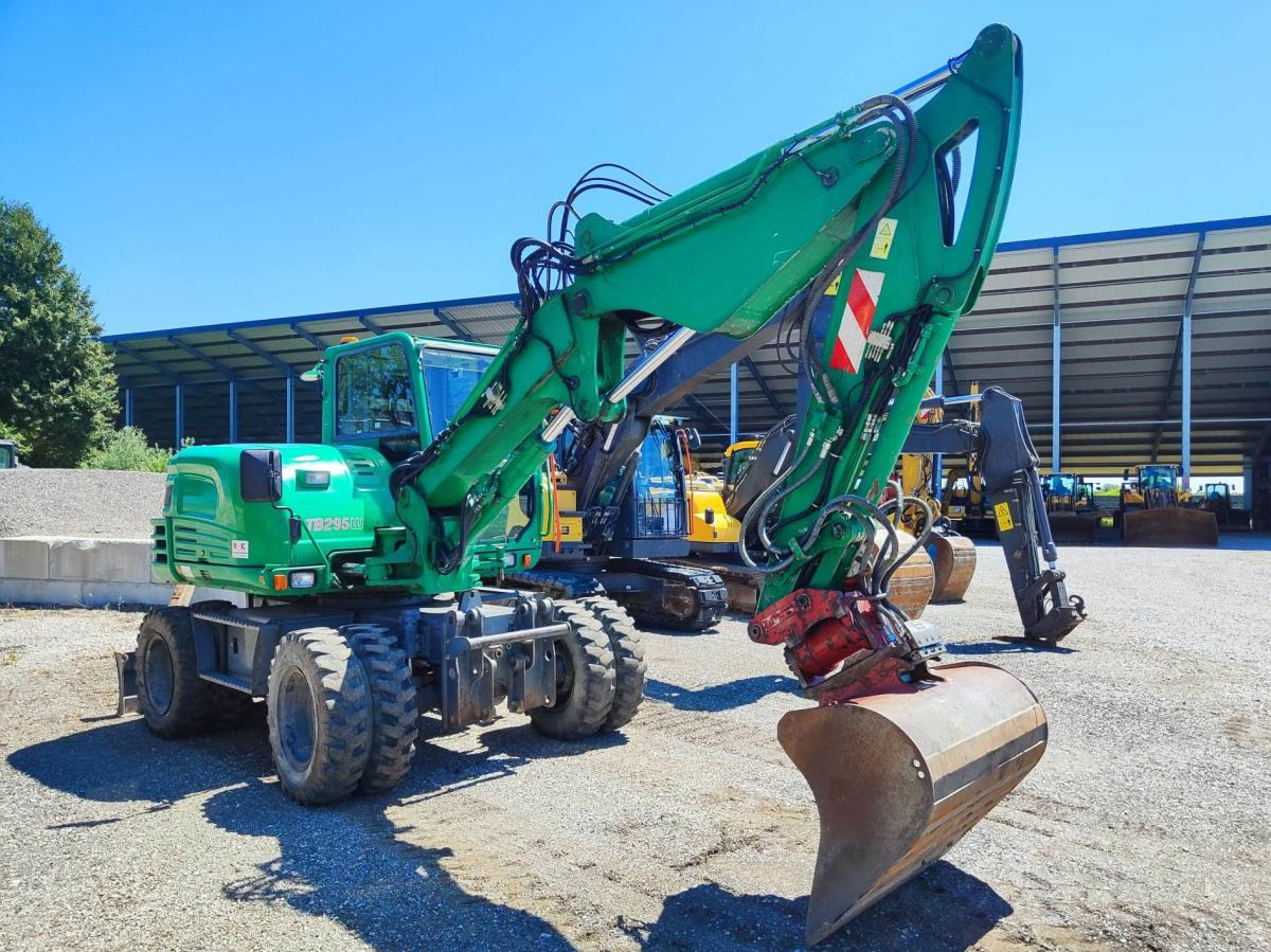 Takeuchi TB295W - Mobilbagger: das Bild 3 Takeuchi TB295W - Mobilbagger: das Bild 3