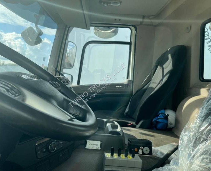 DAF CF 450 - Abrollkipper: das Bild 5 DAF CF 450 - Abrollkipper: das Bild 5