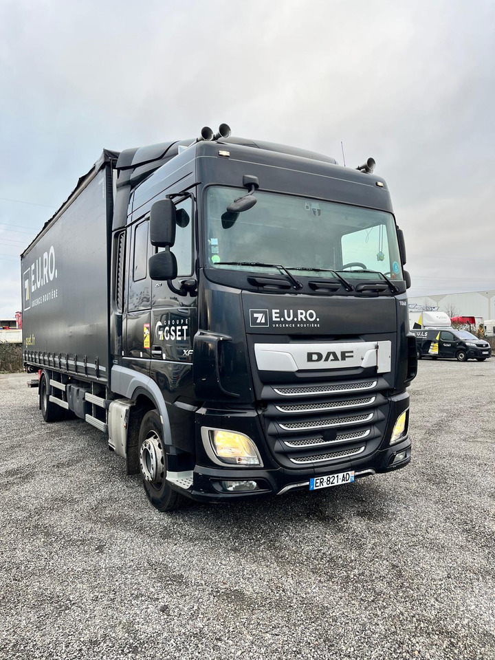 DAF FA45 - Plane LKW: das Bild 2 DAF FA45 - Plane LKW: das Bild 2