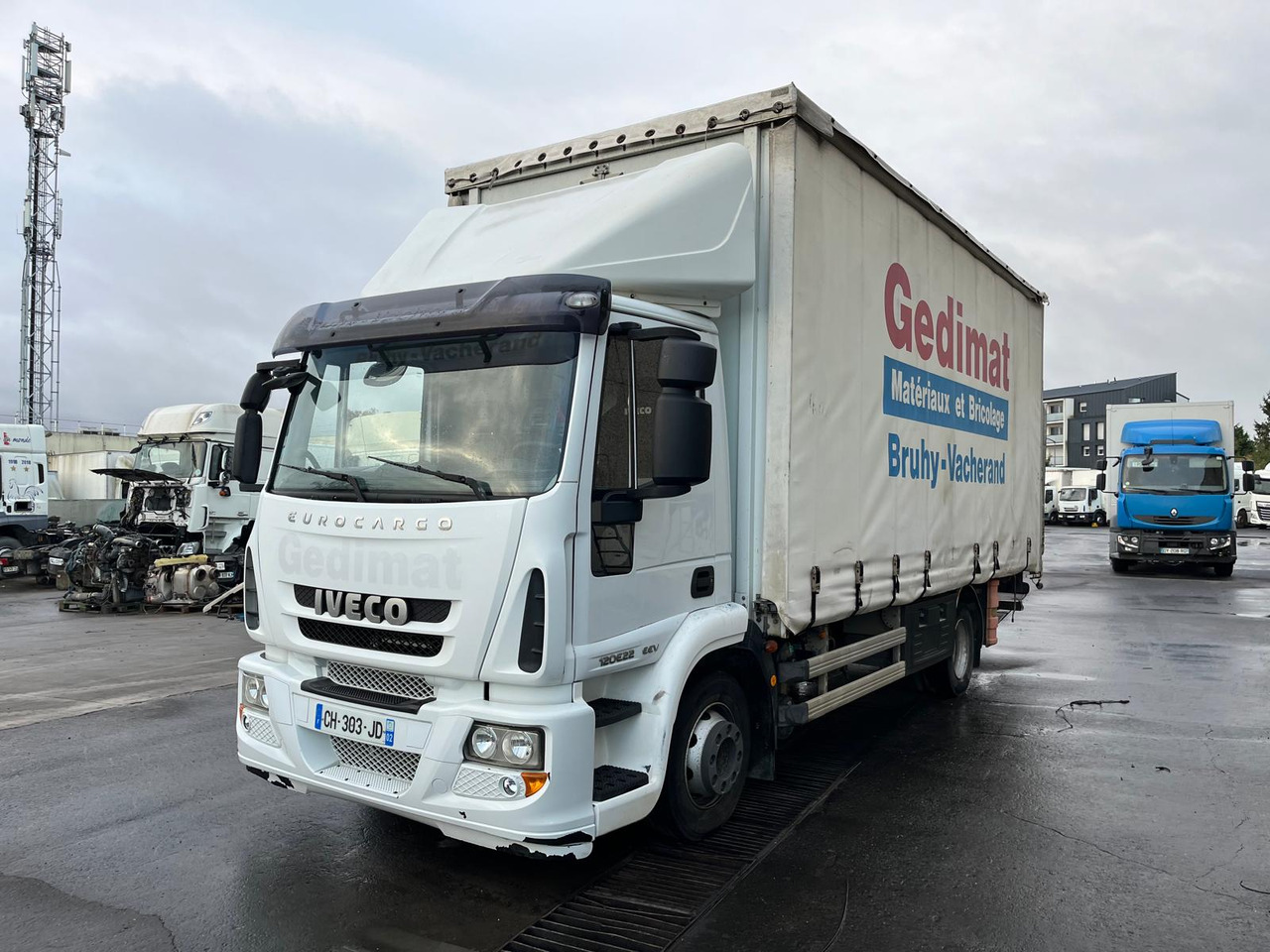 Iveco Eurocargo 120 E 22 - Plane LKW: das Bild 1 Iveco Eurocargo 120 E 22 - Plane LKW: das Bild 1