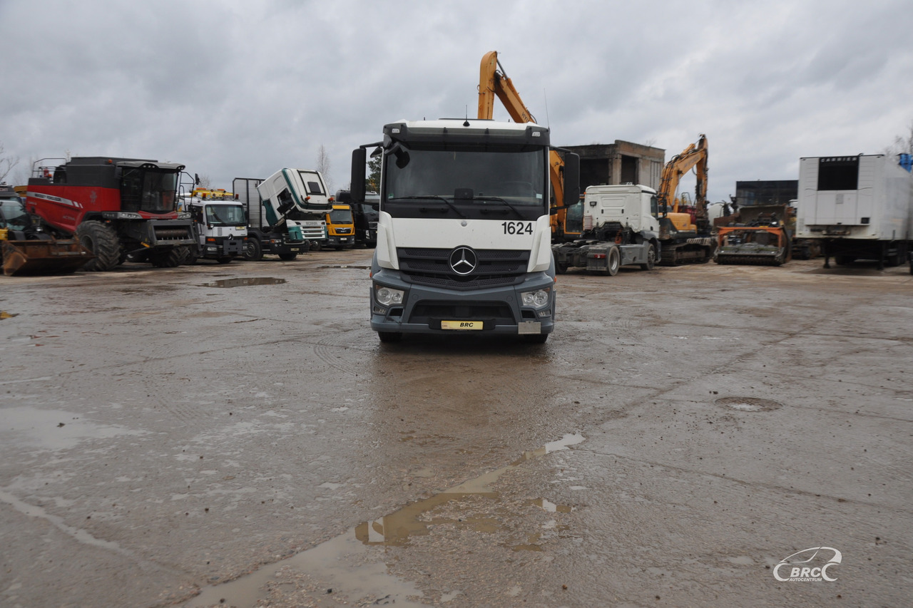 Mercedes-Benz Actros - Sattelzugmaschine: das Bild 3 Mercedes-Benz Actros - Sattelzugmaschine: das Bild 3