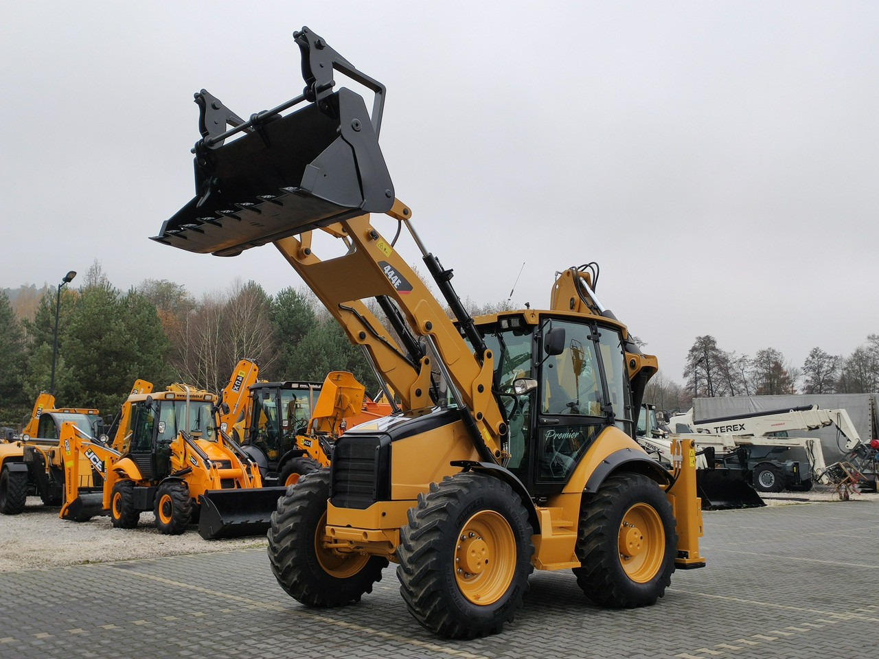 Caterpillar 444E Premier Sterowanie na Joystickach FULL OPCJA - Baggerlader: das Bild 1 Caterpillar 444E Premier Sterowanie na Joystickach FULL OPCJA - Baggerlader: das Bild 1