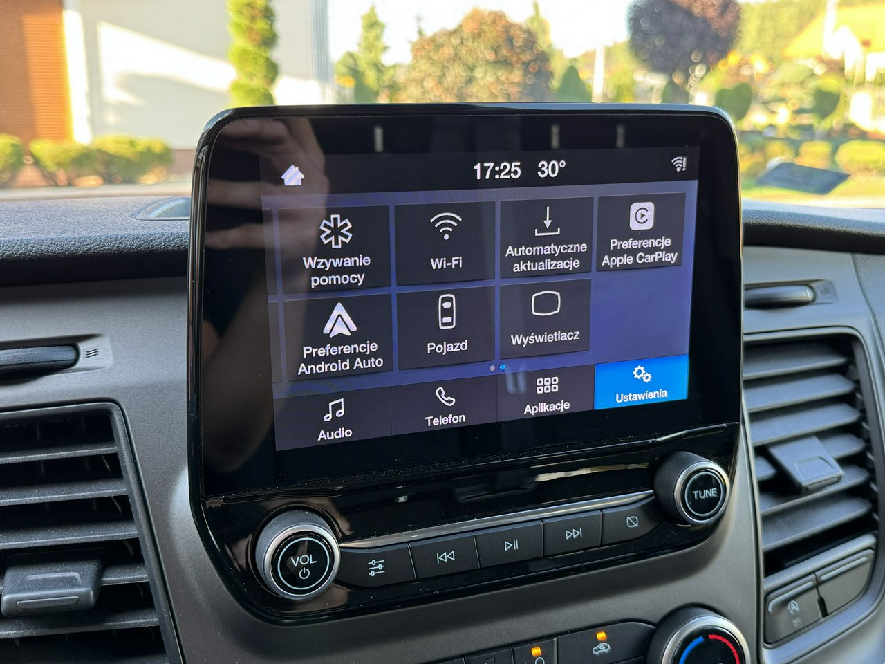 Personentransporter Ford Transit Custom: das Bild 27 Personentransporter Ford Transit Custom: das Bild 27