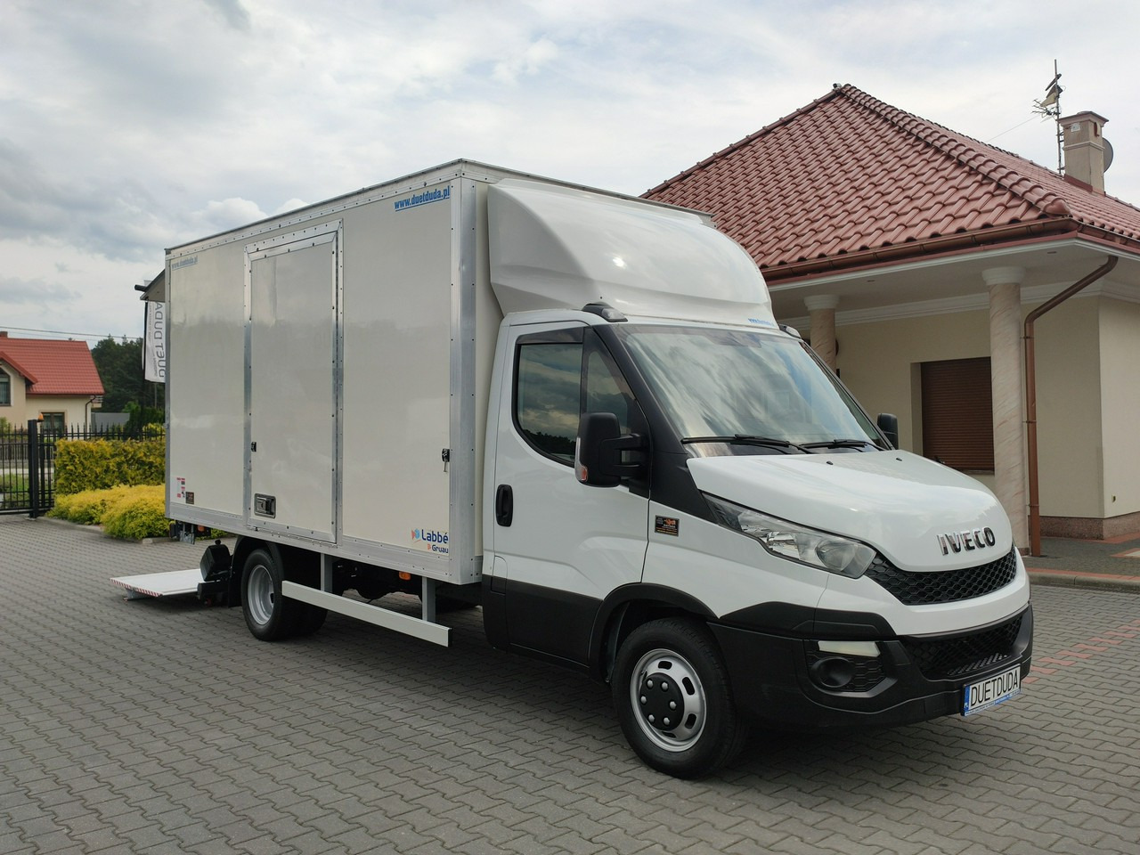 Iveco Daily 35C15 - Koffer Transporter: das Bild 3 Iveco Daily 35C15 - Koffer Transporter: das Bild 3