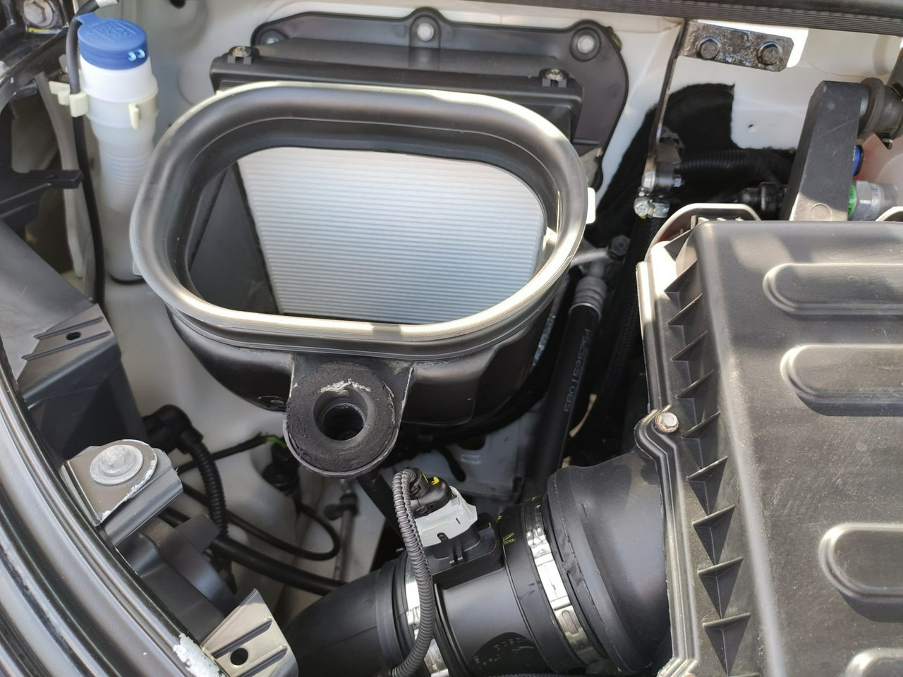 Koffer Transporter Iveco Daily 50C15 V: das Bild 27 Koffer Transporter Iveco Daily 50C15 V: das Bild 27