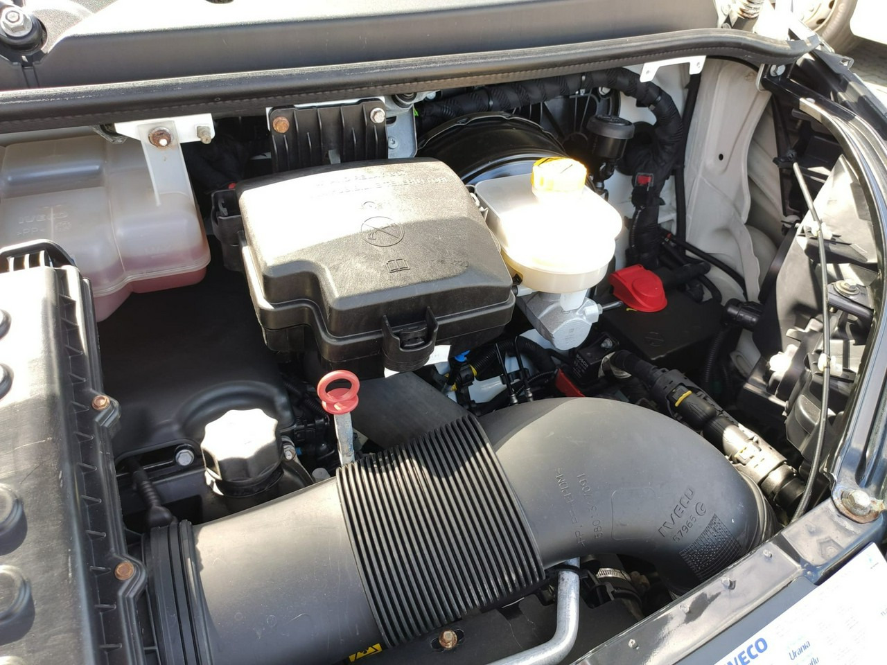 Koffer Transporter Iveco Daily 50C15 V: das Bild 26 Koffer Transporter Iveco Daily 50C15 V: das Bild 26