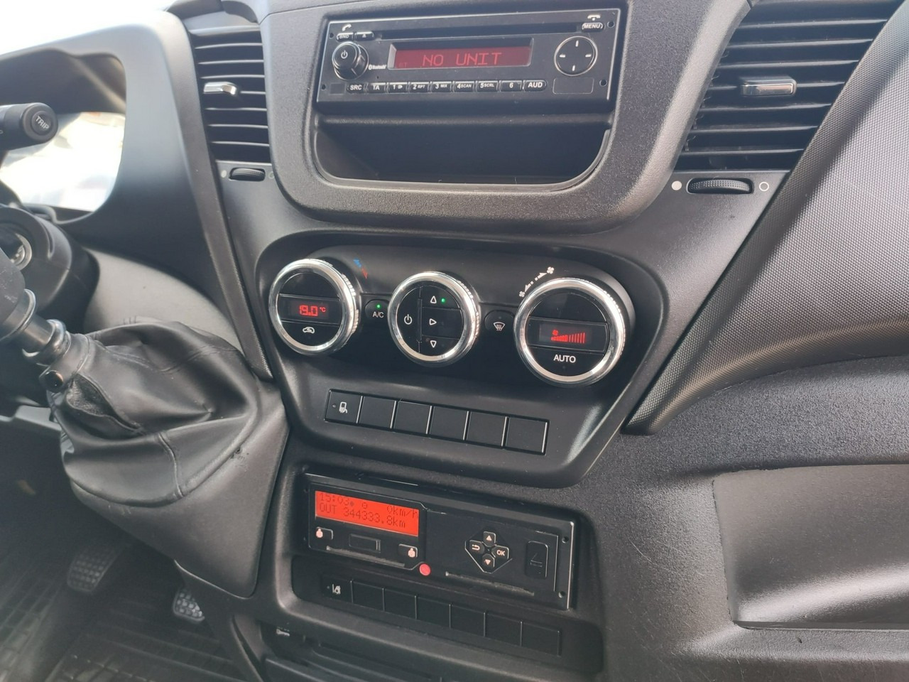 Koffer Transporter Iveco Daily 50C15 V: das Bild 23 Koffer Transporter Iveco Daily 50C15 V: das Bild 23