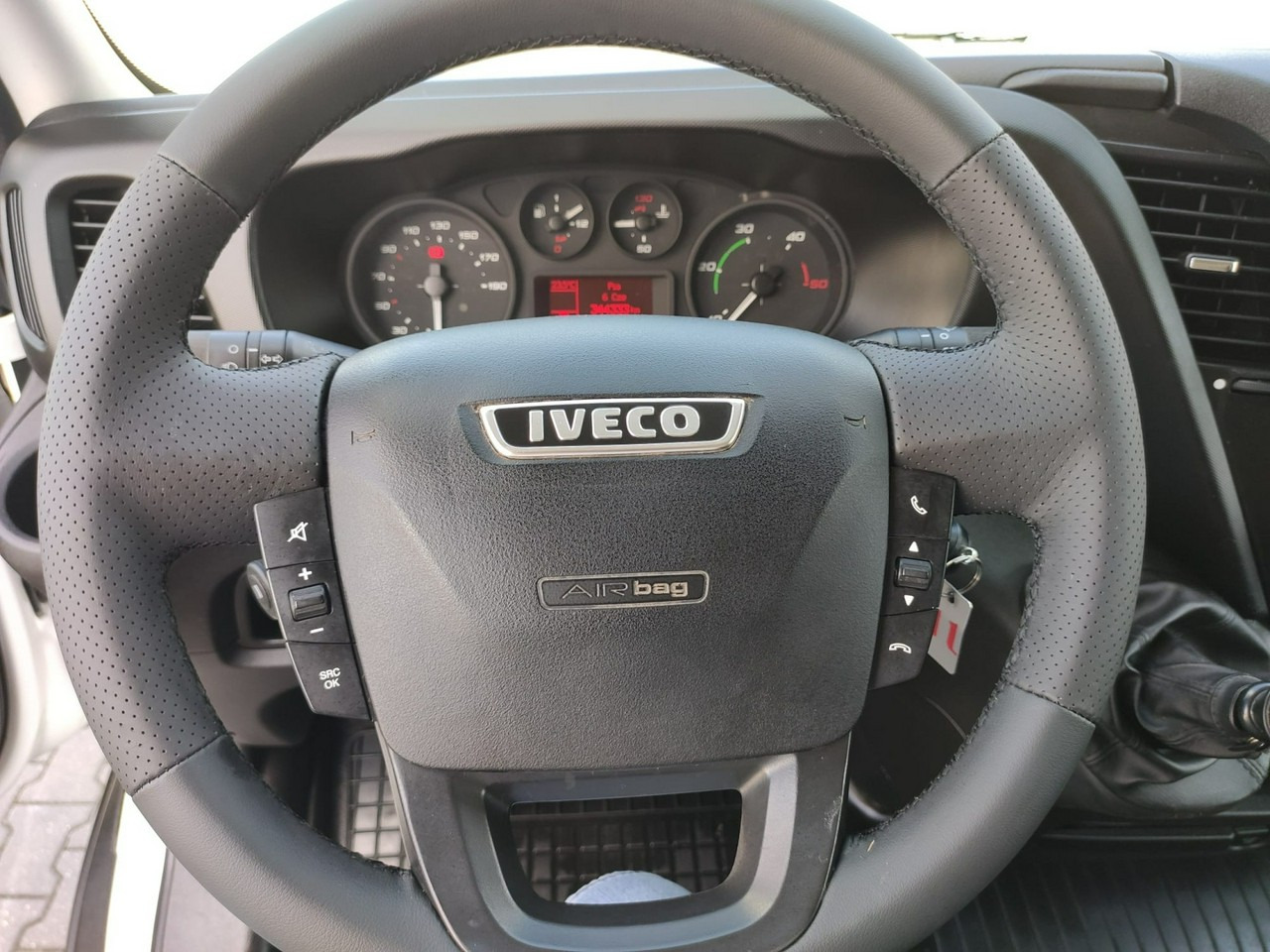 Koffer Transporter Iveco Daily 50C15 V: das Bild 24 Koffer Transporter Iveco Daily 50C15 V: das Bild 24