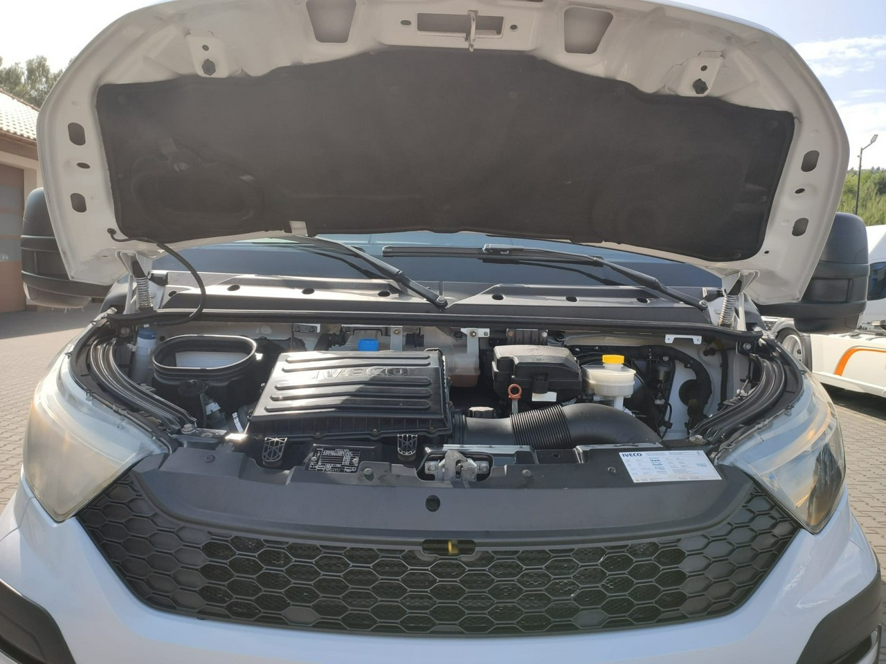 Koffer Transporter Iveco Daily 50C15 V: das Bild 25 Koffer Transporter Iveco Daily 50C15 V: das Bild 25