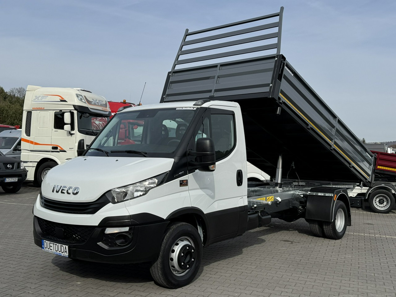 Iveco Daily 70C18 V H (72C18) Wywrotka 3-stronna Nowa Zabudowa - Kipper: das Bild 5 Iveco Daily 70C18 V H (72C18) Wywrotka 3-stronna Nowa Zabudowa - Kipper: das Bild 5