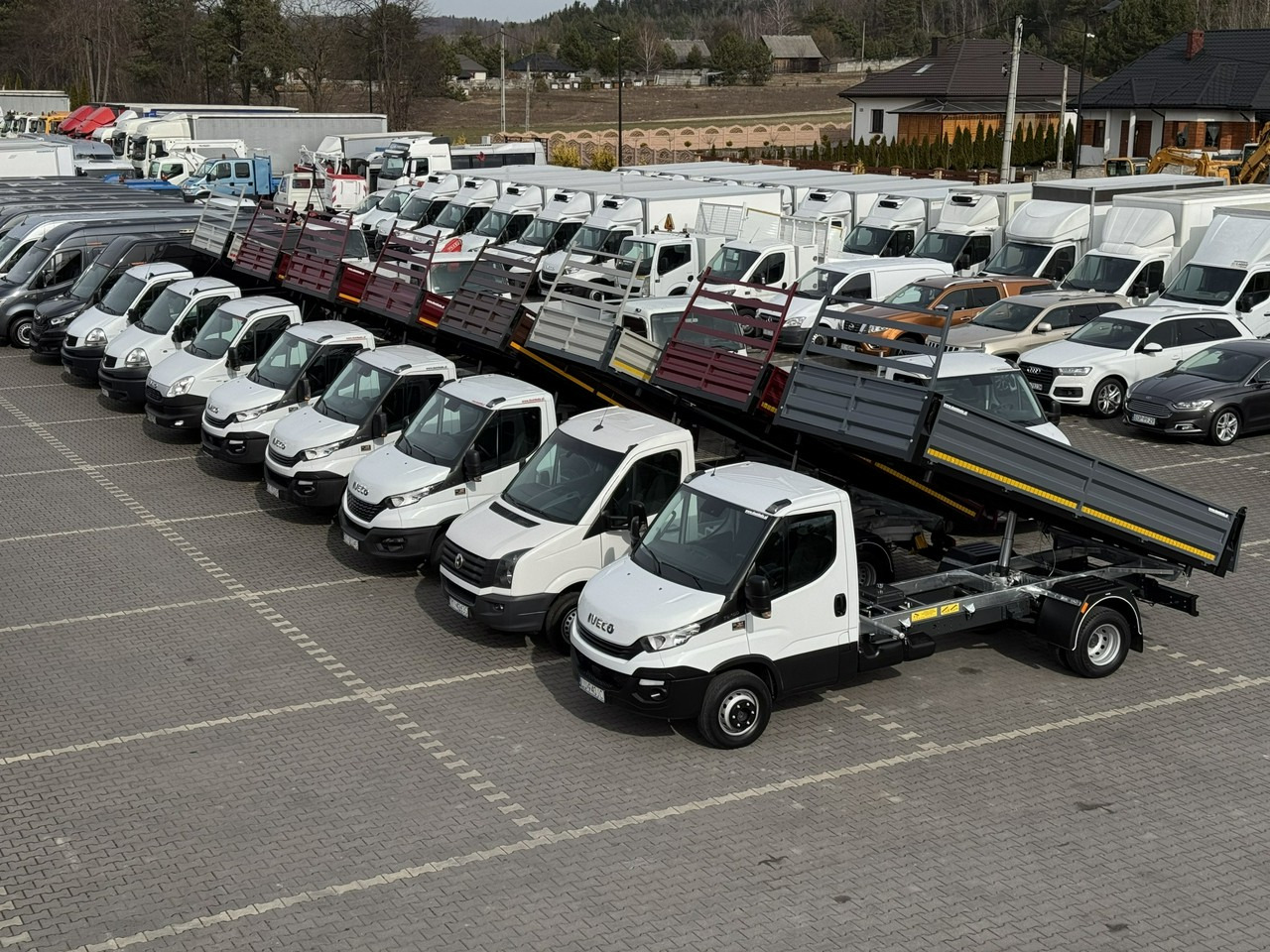 Iveco Daily 70C18 V H (72C18) Wywrotka 3-stronna Nowa Zabudowa - Kipper: das Bild 4 Iveco Daily 70C18 V H (72C18) Wywrotka 3-stronna Nowa Zabudowa - Kipper: das Bild 4