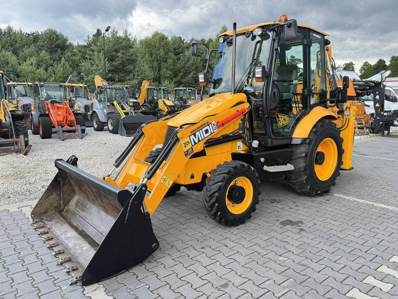 JCB MIDI CX Szybkozłącze Nowe Opony bez luzów i wycieków Super Stan - Baggerlader: das Bild 4 JCB MIDI CX Szybkozłącze Nowe Opony bez luzów i wycieków Super Stan - Baggerlader: das Bild 4