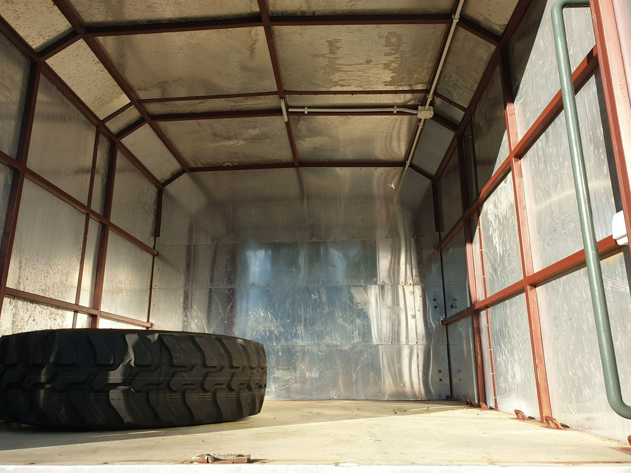 Kofferaufbau Mercedes ATEGO 1221: das Bild 7 Kofferaufbau Mercedes ATEGO 1221: das Bild 7