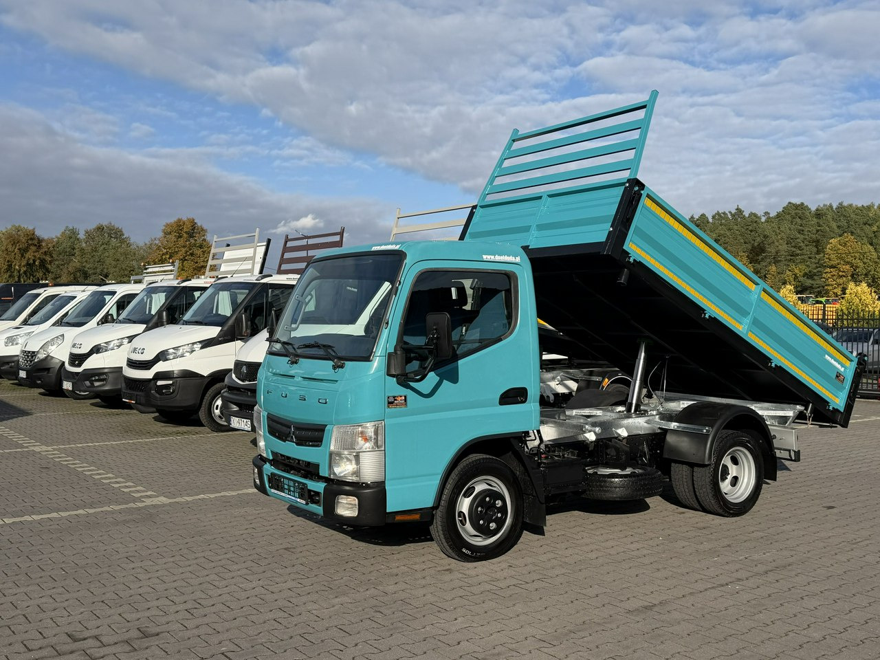 Mitsubishi Canter - Kipper Transporter: das Bild 1 Mitsubishi Canter - Kipper Transporter: das Bild 1