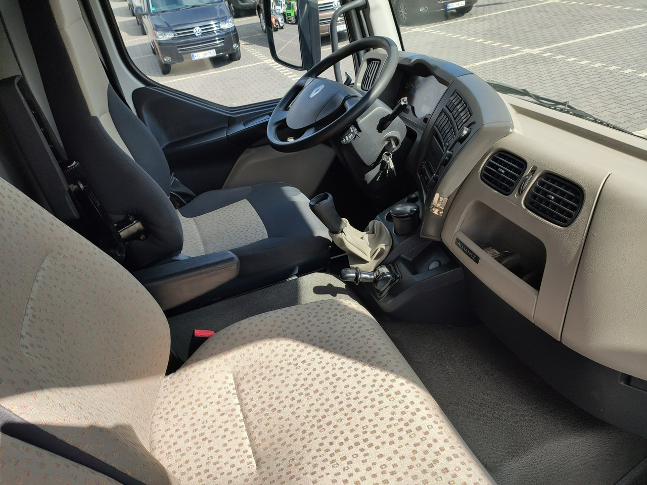 Pritsche LKW, Autokran Renault Midlum 180.240DXI + HDS HYVA HB170E2 Udzwig 3.6Tony: das Bild 20