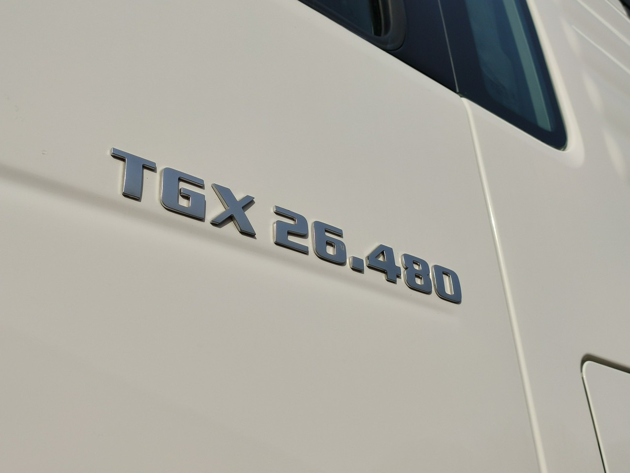 MAN TGX 26.480 E6 XLX 6x2 - Sattelzugmaschine: das Bild 3 MAN TGX 26.480 E6 XLX 6x2 - Sattelzugmaschine: das Bild 3