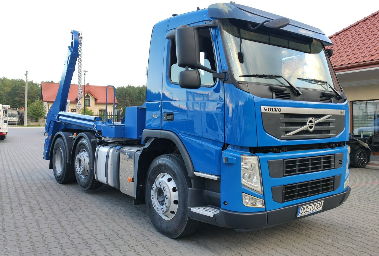 Volvo FM 410 E5 Bramowiec Hakowiec 6x2 Oś Skrętna / Podnoszona Automat - Absetzkipper: das Bild 2 Volvo FM 410 E5 Bramowiec Hakowiec 6x2 Oś Skrętna / Podnoszona Automat - Absetzkipper: das Bild 2