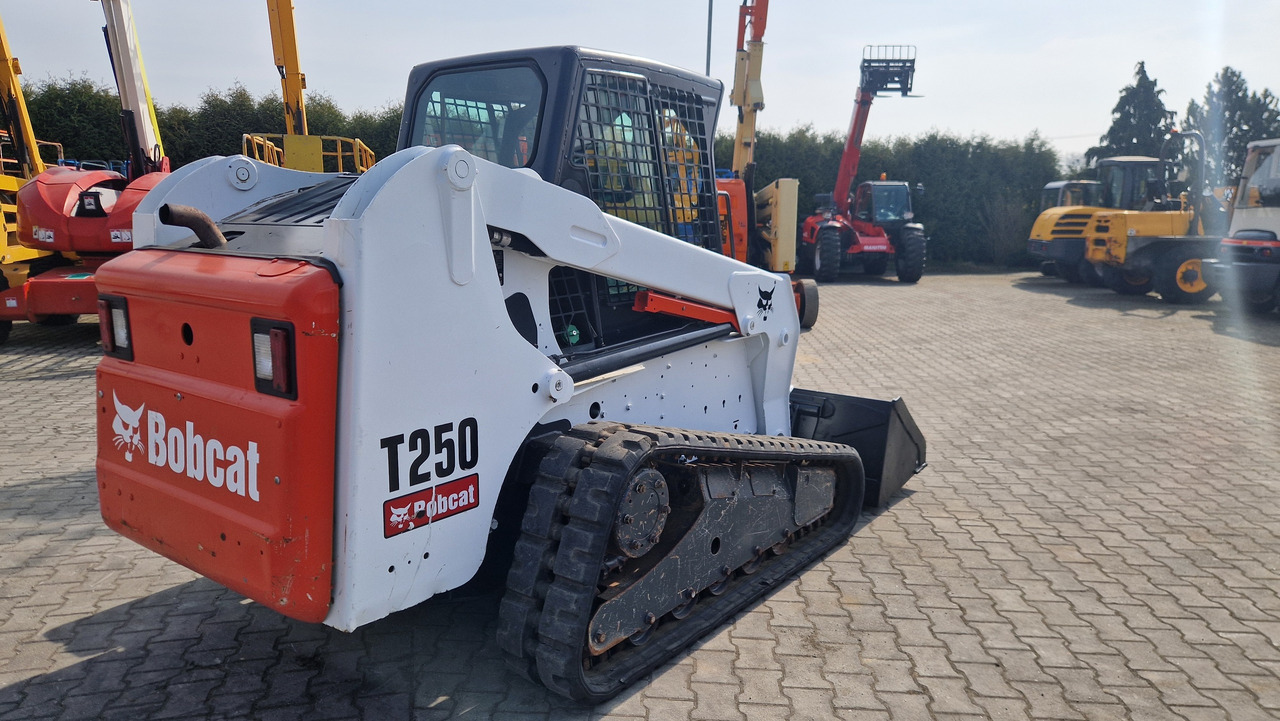 BOBCAT T 250 - Deltalader: das Bild 3 BOBCAT T 250 - Deltalader: das Bild 3