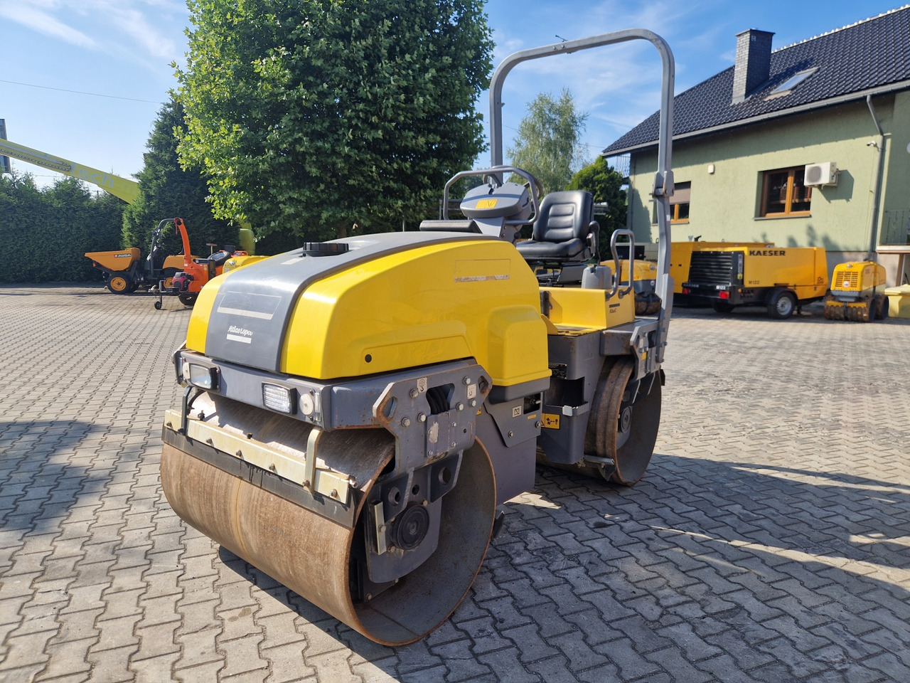 DYNAPAC CC 1300 - Walzen: das Bild 3 DYNAPAC CC 1300 - Walzen: das Bild 3